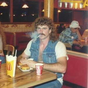 Meet your Posher, Antonio